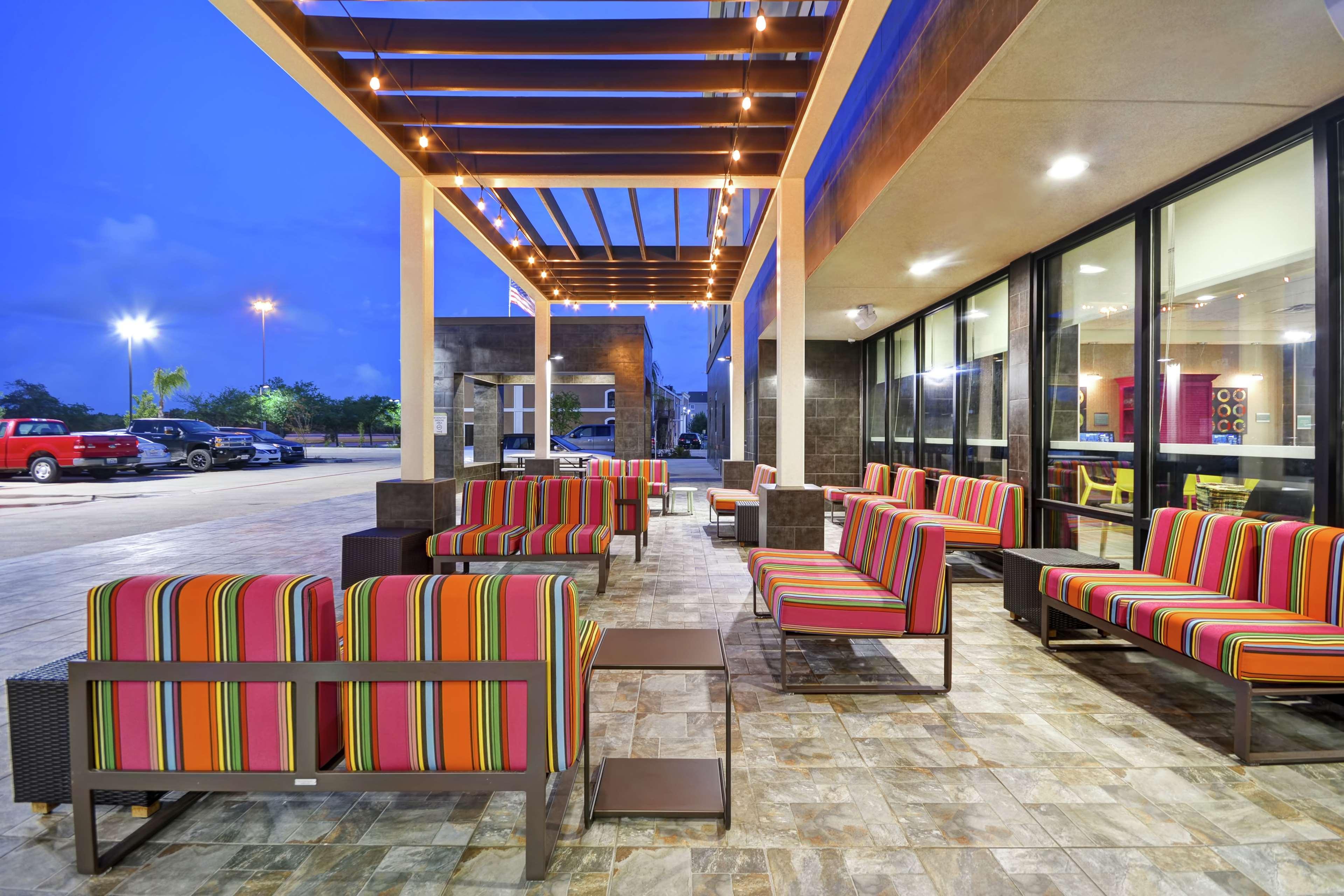Home2 Suites By Hilton Texas City Houston Exterior photo