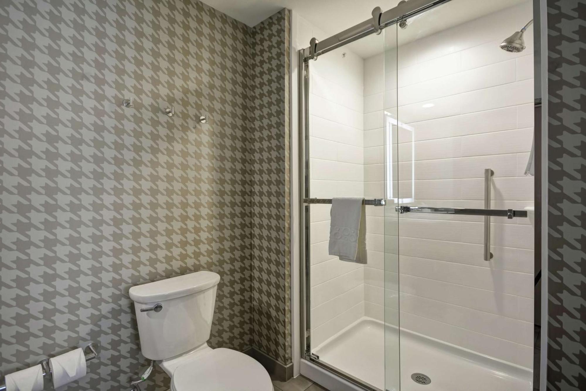 Home2 Suites By Hilton Texas City Houston Exterior photo