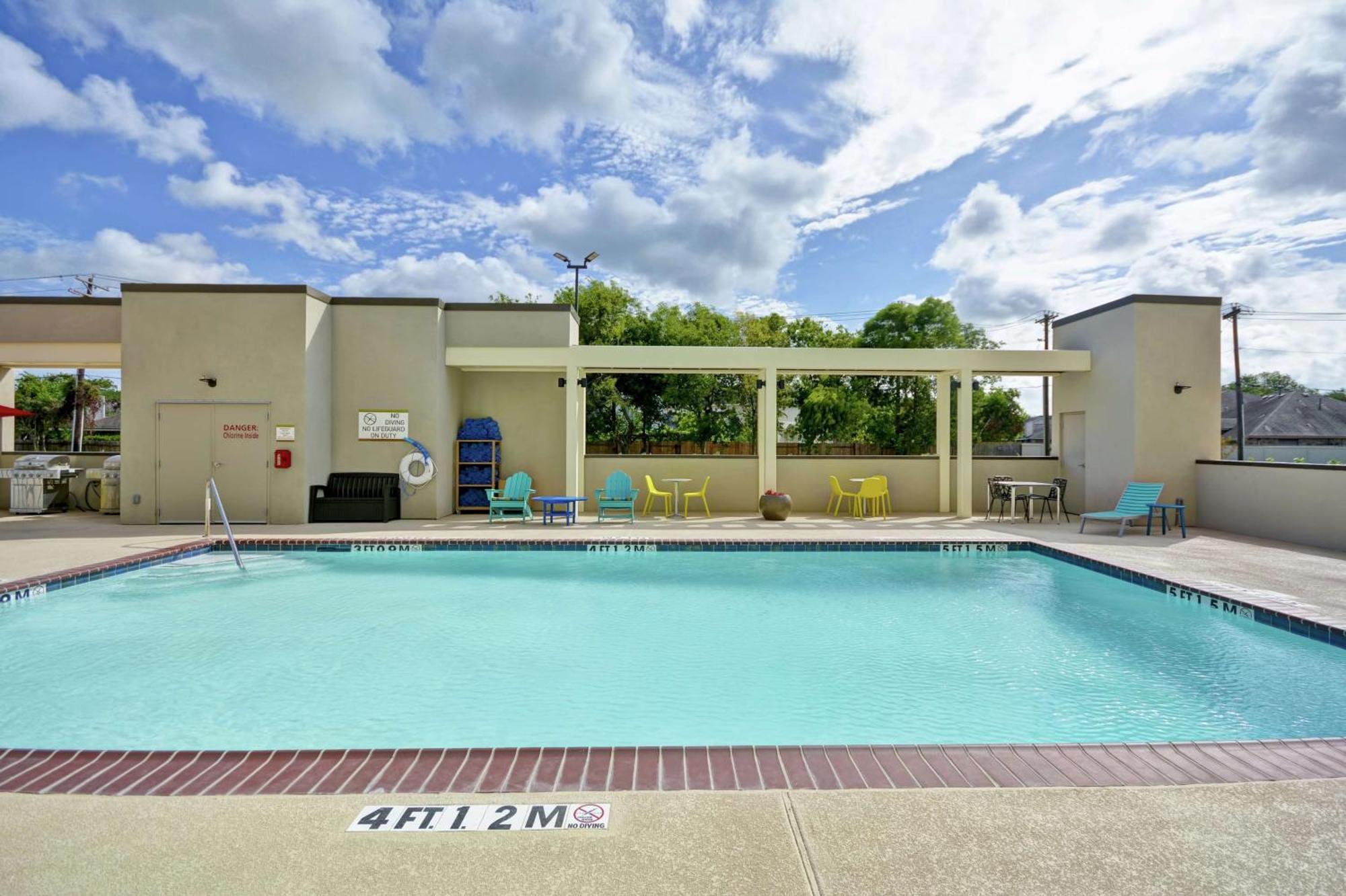 Home2 Suites By Hilton Texas City Houston Exterior photo